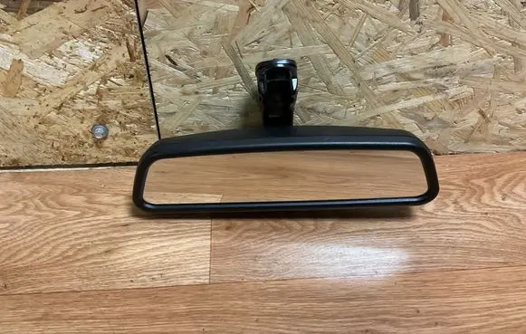 BMW 5 E60 E61 Rear view mirror (interior) E1020588 E1010588