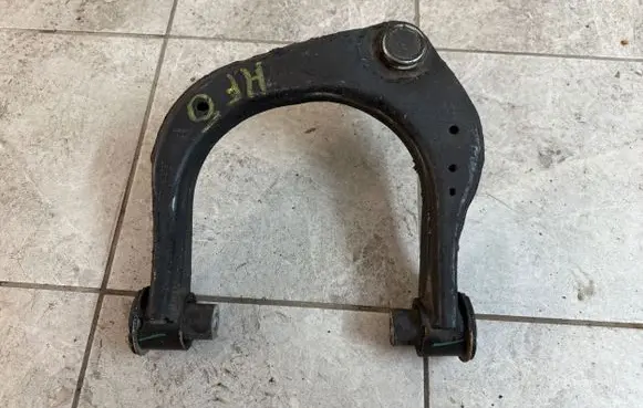Volkswagen Amarok II Front upper control arm/wishbone 