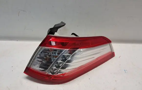 Rear/tail lights