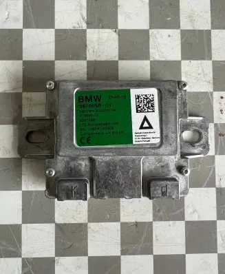 BMW X3 G01 Aerial antenna amplifier 9878658 21889810 52512881