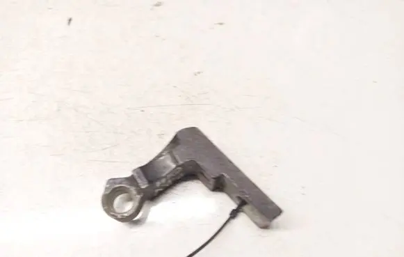 Volkswagen PASSAT B6 Front door upper hinge 