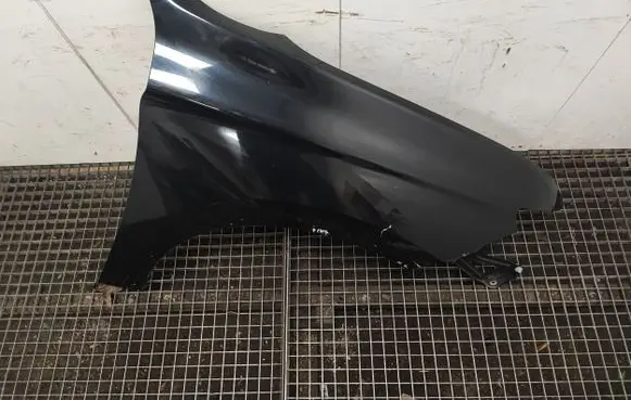 Mitsubishi Outlander Fender