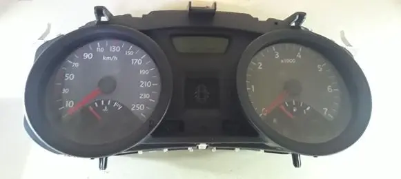 Renault Megane II Speedometer (instrument cluster) RAAG40272R 8200074316