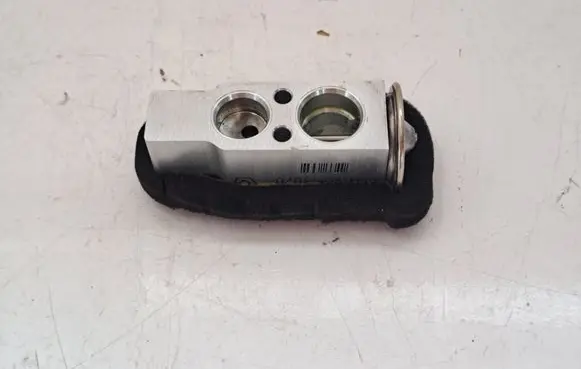 Air conditioning (A/C) expansion valve