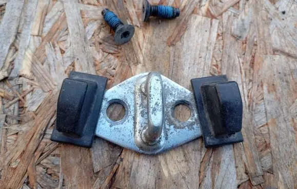Hyundai i30 Loading door lock loop/hook striker