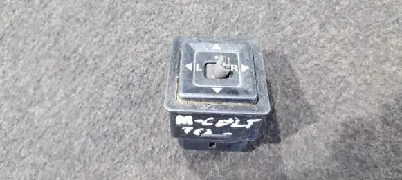 Mitsubishi Colt Wing mirror switch