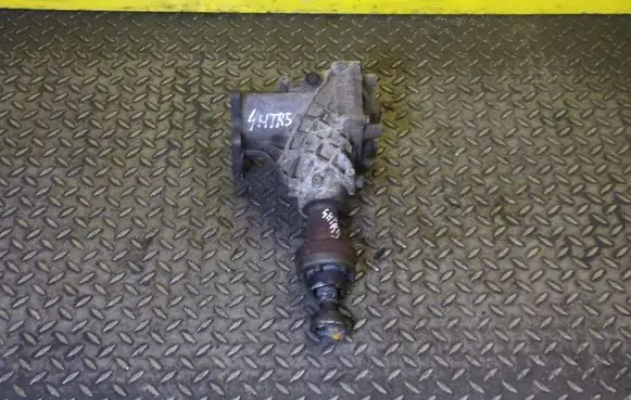 Volvo XC70 Gearbox transfer box case P31256684