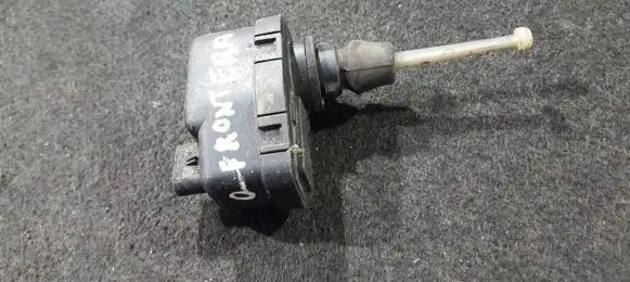 Opel Frontera A Headlight level adjustment motor 0307851328