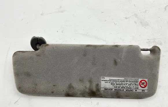 Toyota Land Cruiser (J120) Sun visor