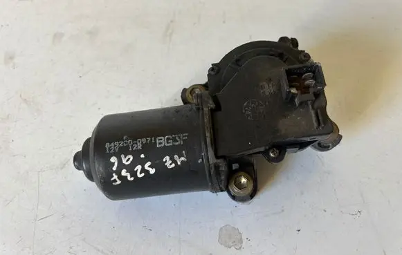 Mazda 323 F Wiper motor 8492000971