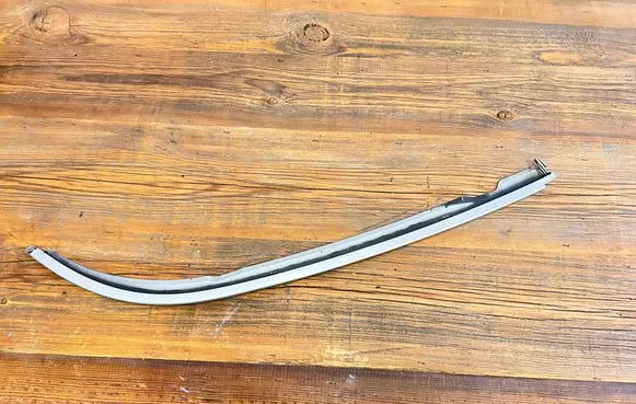 BMW 5 E39 Under headlight/headlamp trim 51138159306 229449 8159306