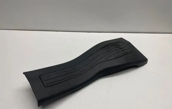 Ford Explorer Rear sill trim cover BB537813244AFW