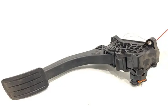Peugeot 308 Accelerator throttle pedal 9674829180