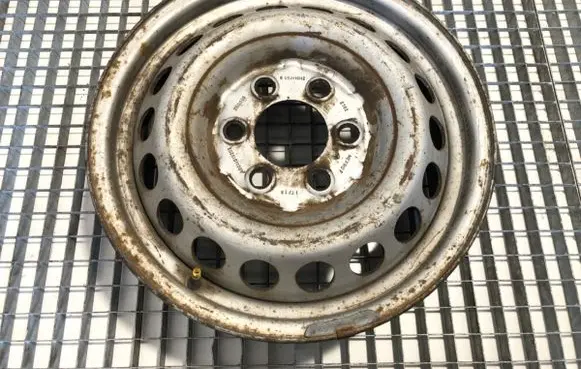 Mercedes-Benz Sprinter W906 R16 steel rim A0014019202