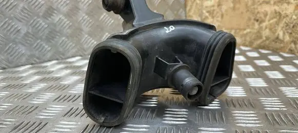 Opel Zafira C Air intake duct part 13337772 315875880