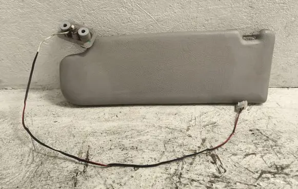 Volvo S70 V70 V70 XC Sun visor RH3572