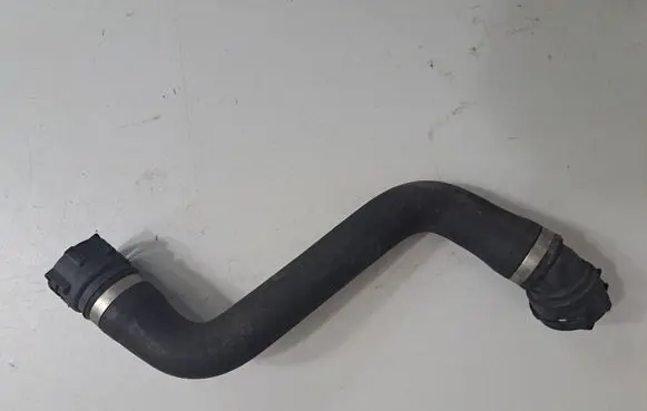 BMW 5 F10 F11 Engine coolant pipe/hose 7789742
