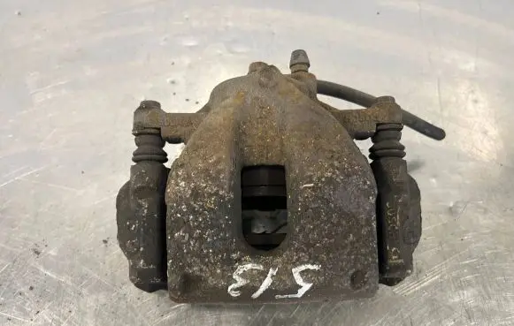 Toyota Auris 150 Front brake caliper