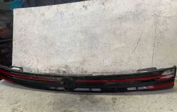 Volkswagen Taigo Tailgate rear/tail lights
