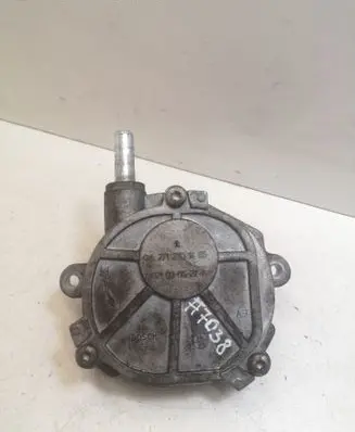 Mercedes-Benz C W204 Vacuum pump A2712301465