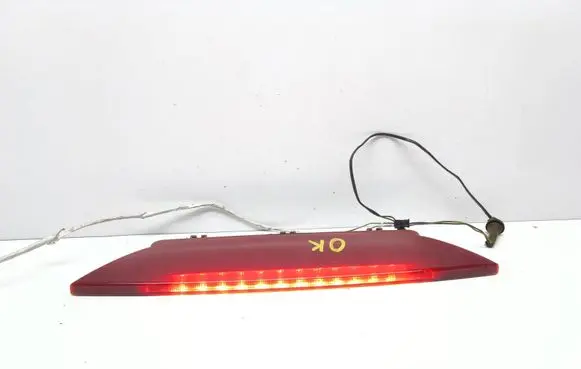 Volvo V60 Third/center stoplight 