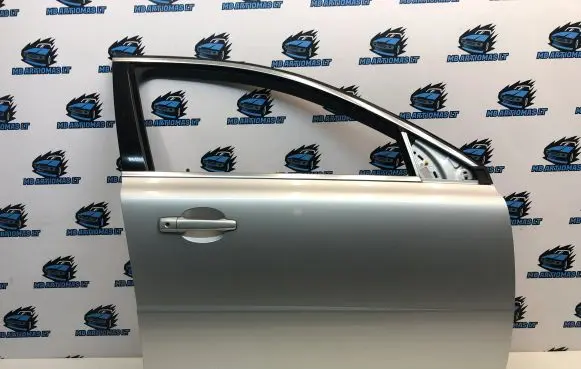 Volvo V70 Front door