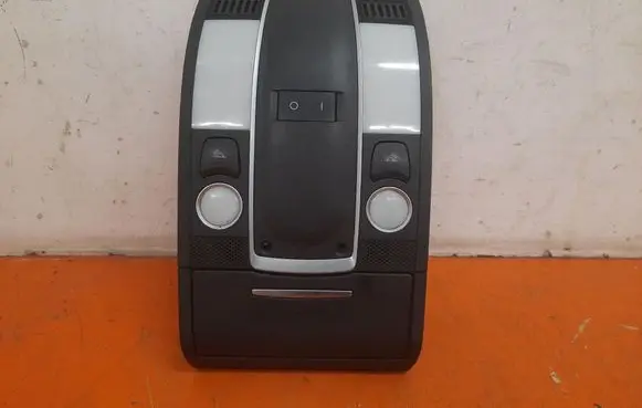 Audi Q7 4L Boot/trunk interior light 4L0947135F