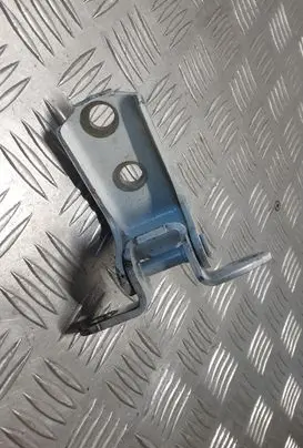 Toyota Auris E180 Rear door upper hinge