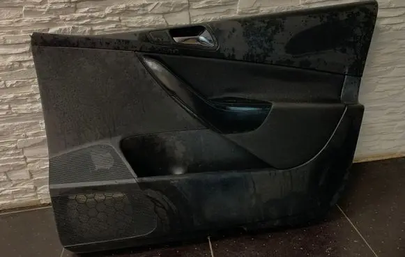 Volkswagen PASSAT B6 Front door card panel trim