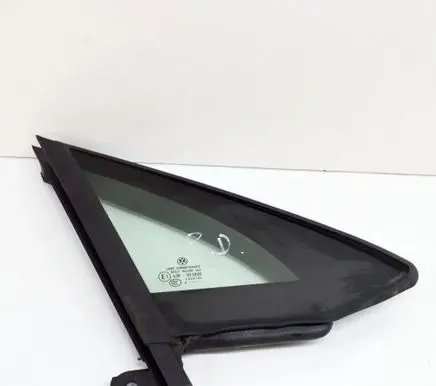 Volkswagen PASSAT B8 Front door vent window glass four-door 43R011026 3G0845114F