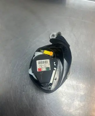 Volkswagen PASSAT CC Front seatbelt 606181500