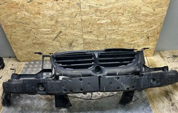 BMW 5 E60 E61 Radiator support slam panel 7033696