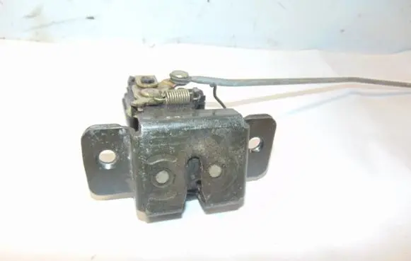 Loading door lock