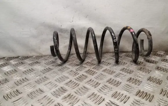 Volkswagen PASSAT B5 Front coil spring