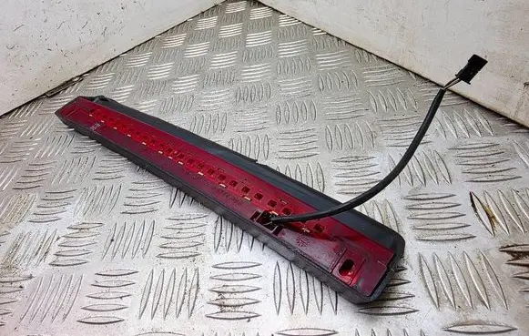 BMW 5 E39 Third/center stoplight 8362297 63258362297 14769900