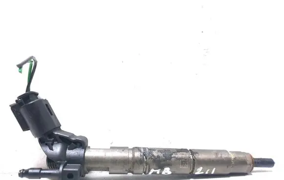 Mercedes-Benz E W211 Fuel injector