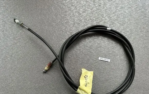 Mitsubishi Pajero Engine bonnet/hood lock release cable MB669564