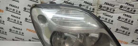 Renault Scenic I Headlight/headlamp 89003125