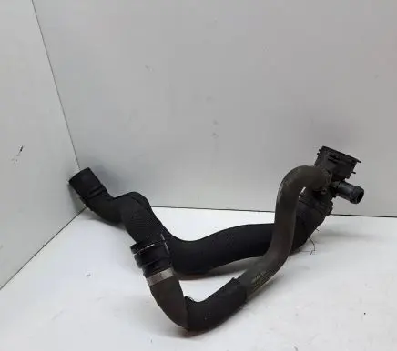 Audi Q5 SQ5 Engine coolant pipe/hose 4F0122293A 8r0121049j