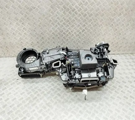 BMW X5 G05 Interior heater climate box assembly 5A31841