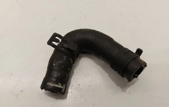 Audi A3 S3 8V Engine coolant pipe/hose 04L121058AM