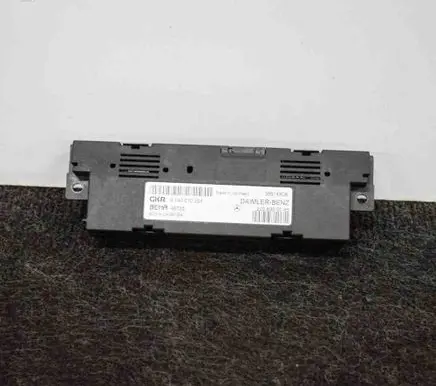 Mercedes-Benz S W220 Other devices