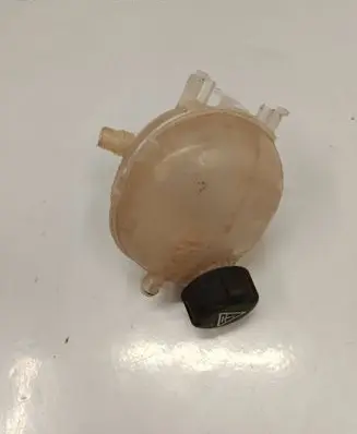 Opel Corsa F Coolant expansion tank/reservoir 9824198680