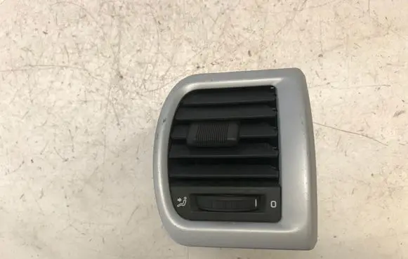 Skoda Roomster (5J) Dashboard side air vent grill/cover trim 5J0819702C