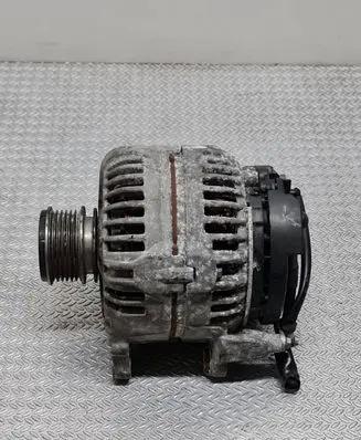 Audi A1 Generator/alternator 03L903023 0124525187