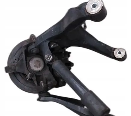 Iveco Daily 6th gen Front wheel hub spindle knuckle 5801564315
