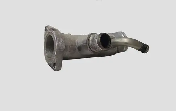 Nissan Juke I F15 Engine coolant pipe/hose