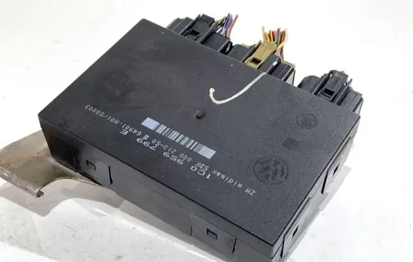 Seat Leon (1M) Central body control module 1C0959799E