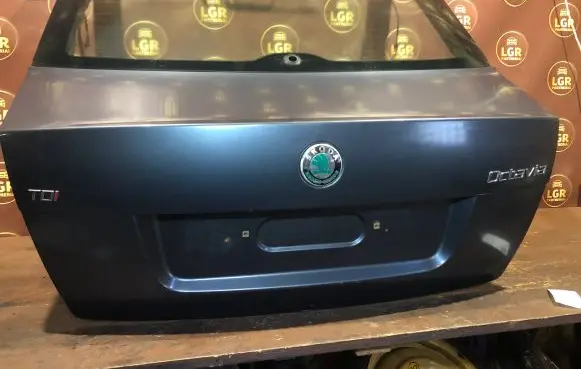 Skoda Octavia Mk2 (1Z) Tailgate/trunk/boot lid