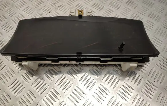 Toyota Corolla E120 E130 Speedometer (instrument cluster) 8380002760 110080107004